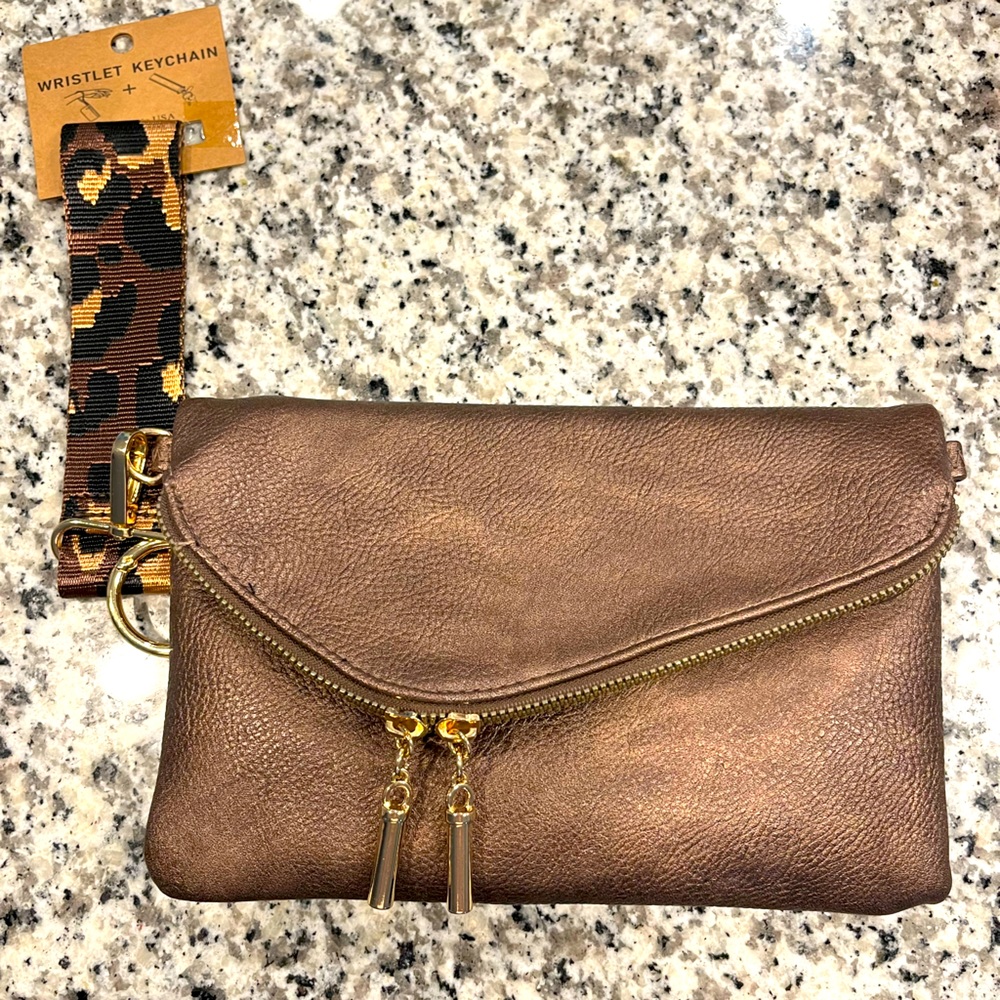 Bronze Wristlet / Purse NWT